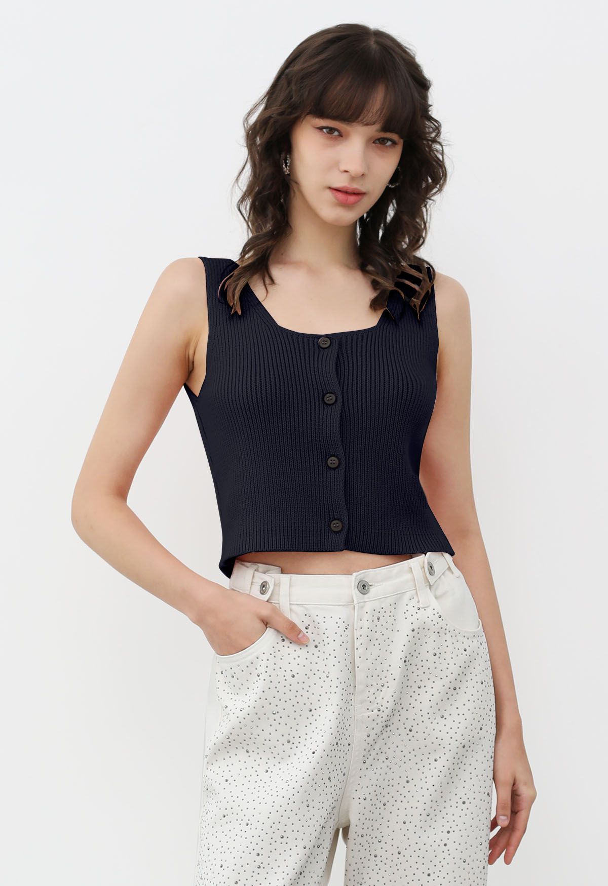 Ärmelloses Strick-Crop-Top mit Knopfleiste in Marineblau