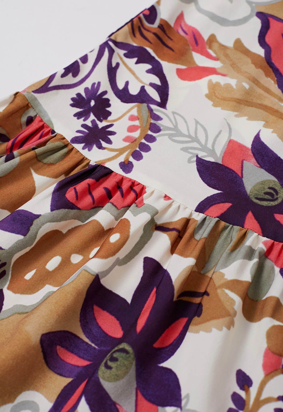 Maxikleid mit überkreuzten Cut-outs und Tropical Summer-Print