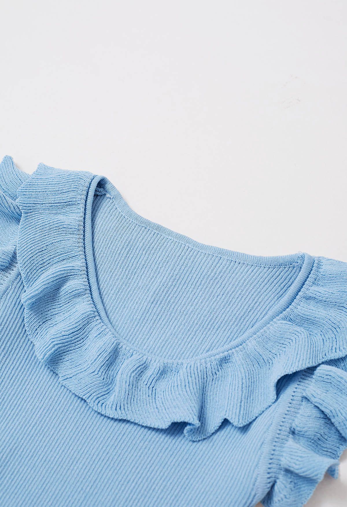 Ethereal – Ärmelloses Stricktop mit Rüschen in Blau