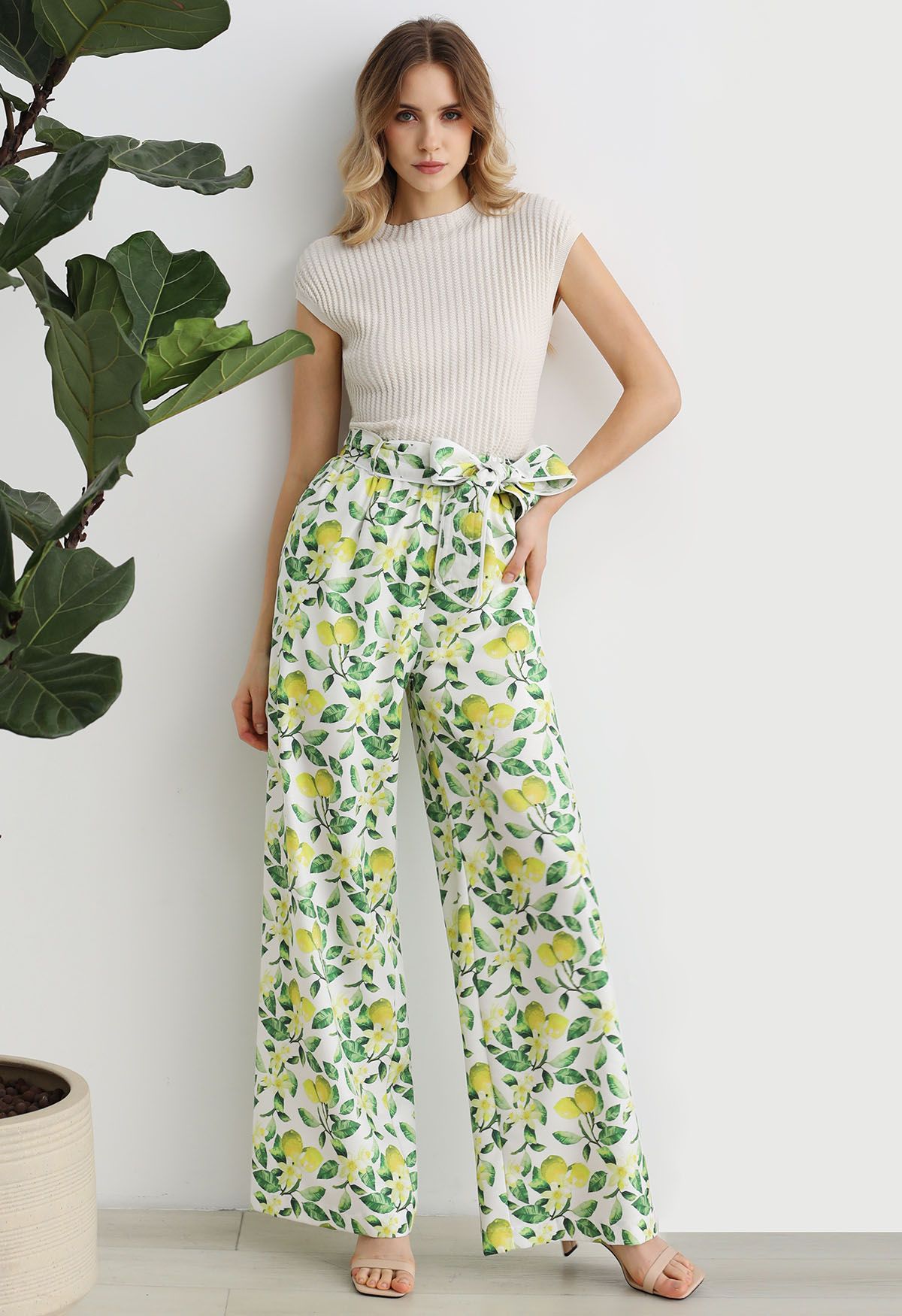 Hose mit weitem Bein und „Fresh Lemon“-Print