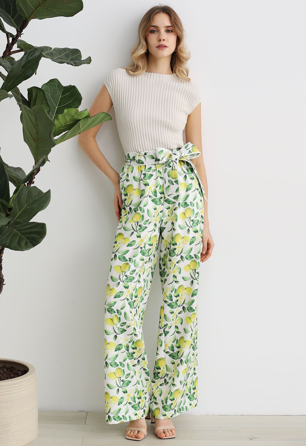 Hose mit weitem Bein und „Fresh Lemon“-Print