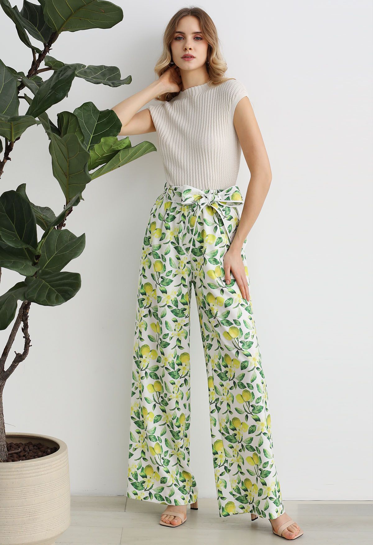 Hose mit weitem Bein und „Fresh Lemon“-Print