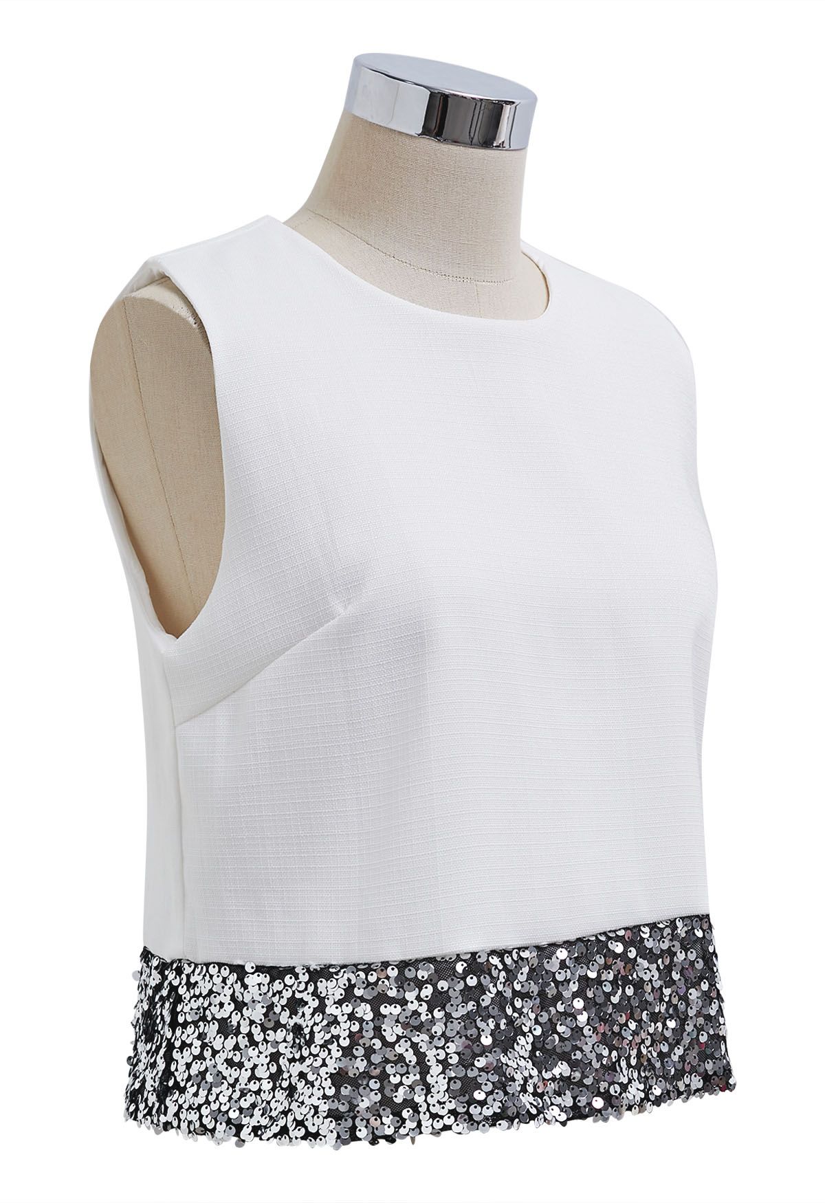 Ärmelloses Tweed-Crop-Top mit Paillettensaum in Weiß