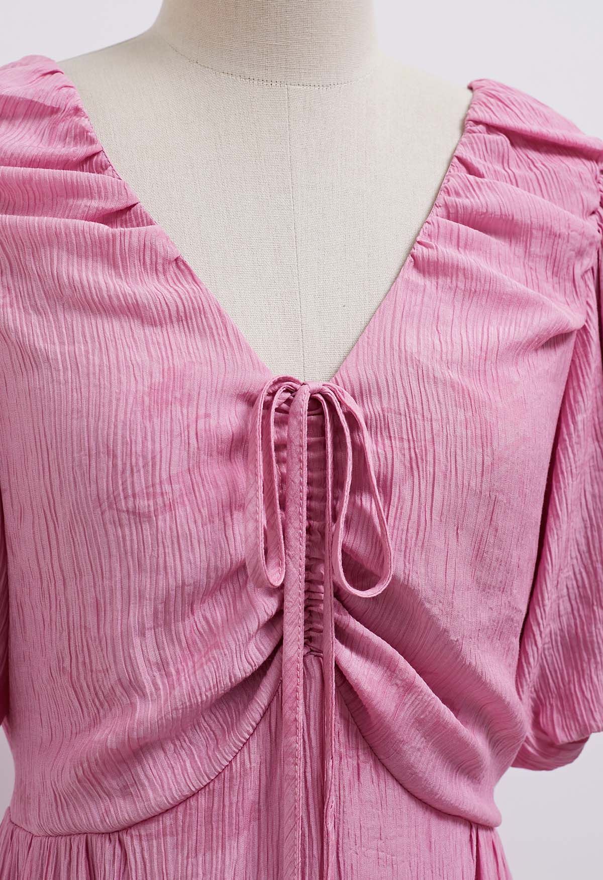 Midikleid mit V-Ausschnitt und Kordelzug in dezenter Blumenstruktur in Rosa