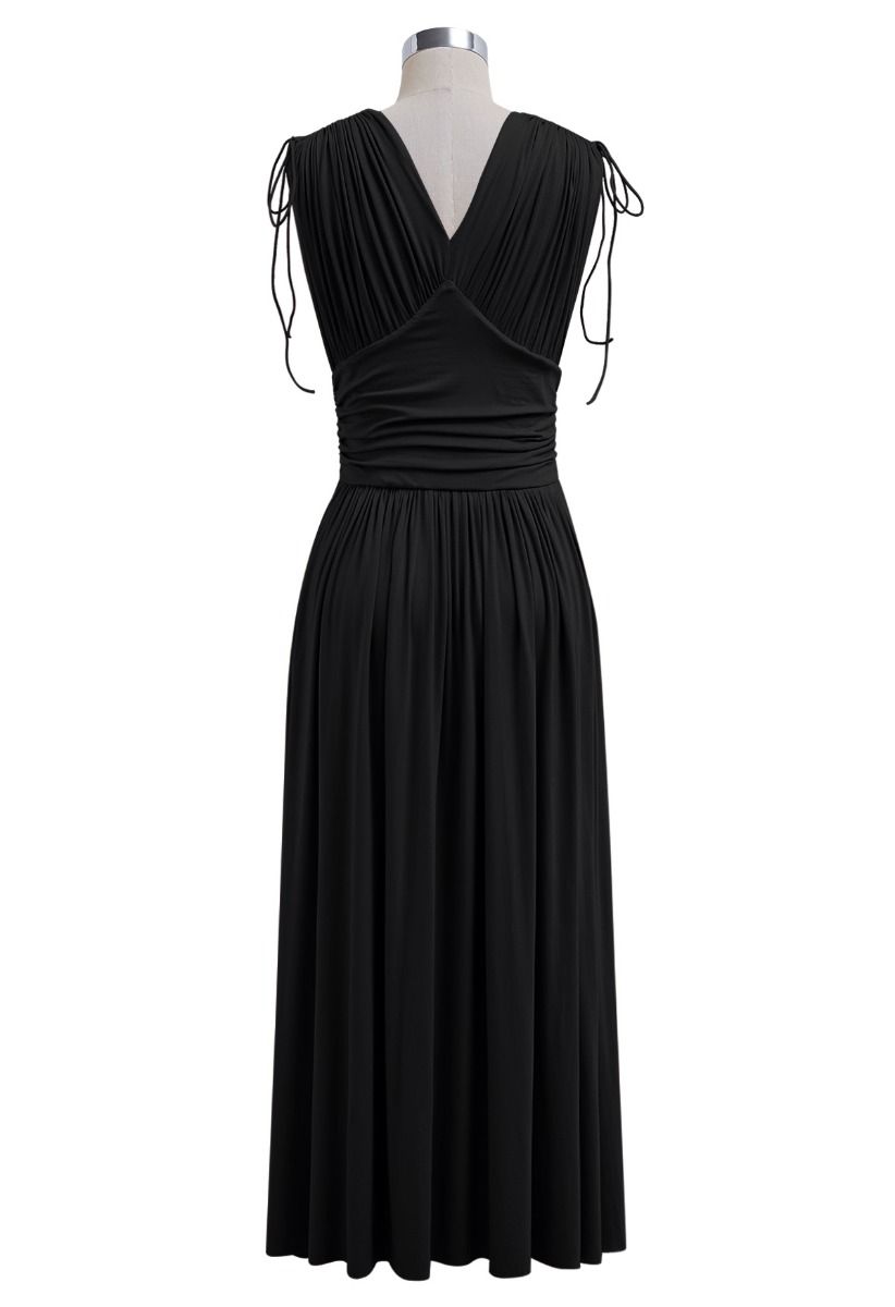 Modal Essential V-Ausschnitt-Kleid mit Kordelzug in Schwarz