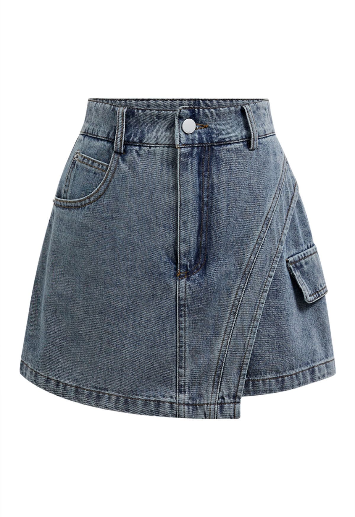 Edgy – Jeans-Skorts mit abgerundeten Nähten und Klappe in Hellblau