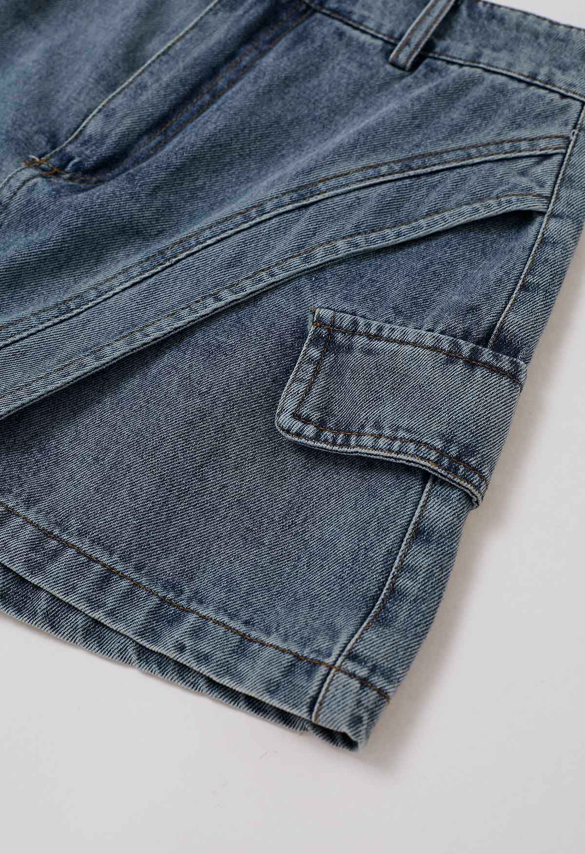 Edgy – Jeans-Skorts mit abgerundeten Nähten und Klappe in Hellblau