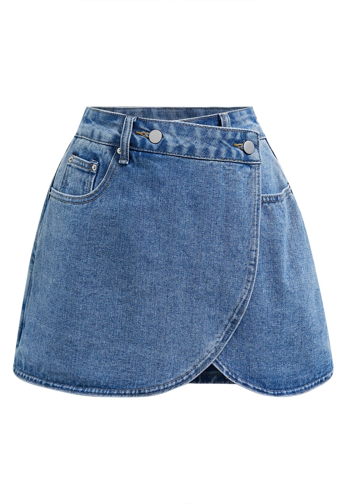 Moderner Denim-Skort mit Klapptaschen in Blau