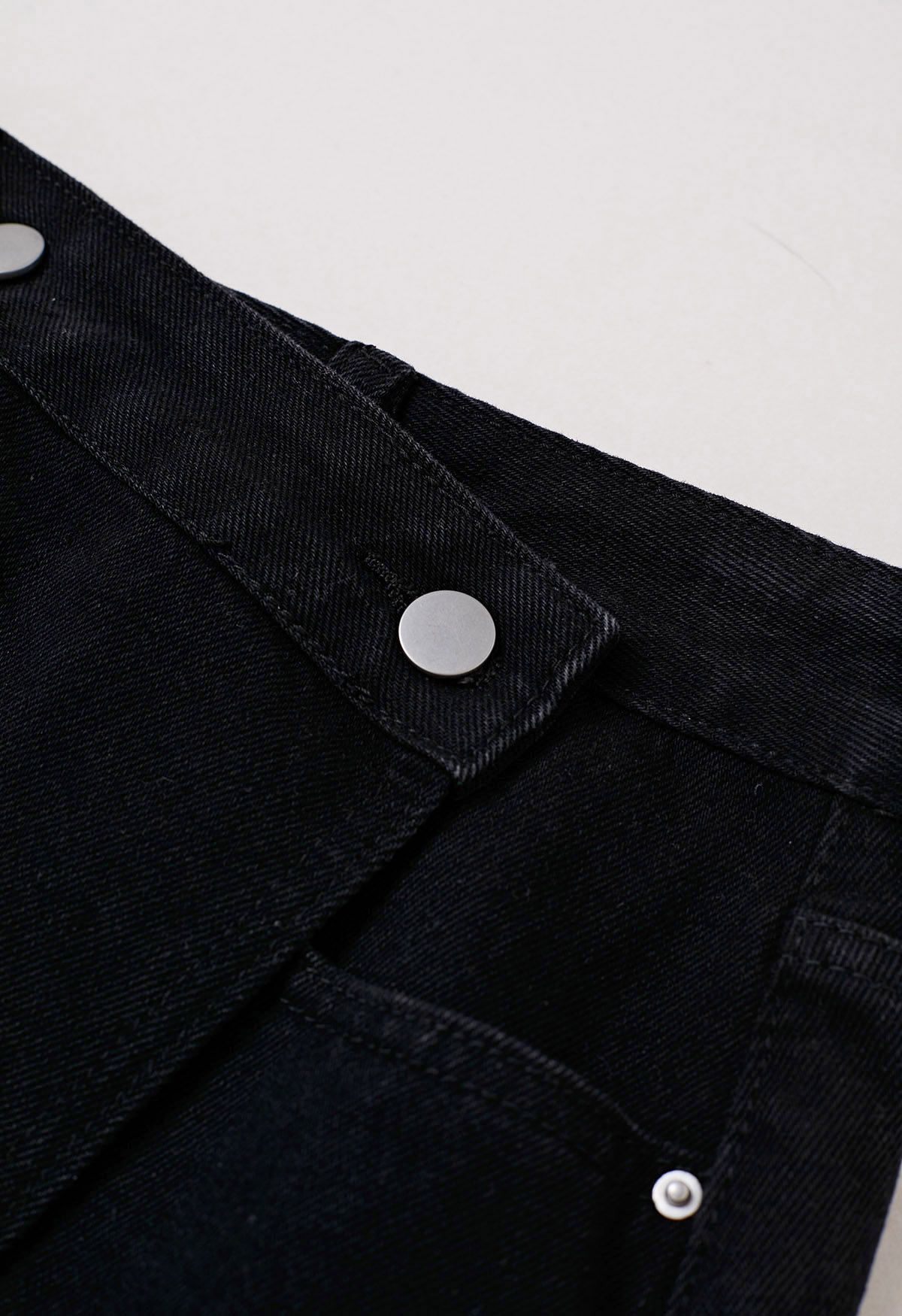 Moderne Denim-Skorts mit Pattentaschen in Schwarz