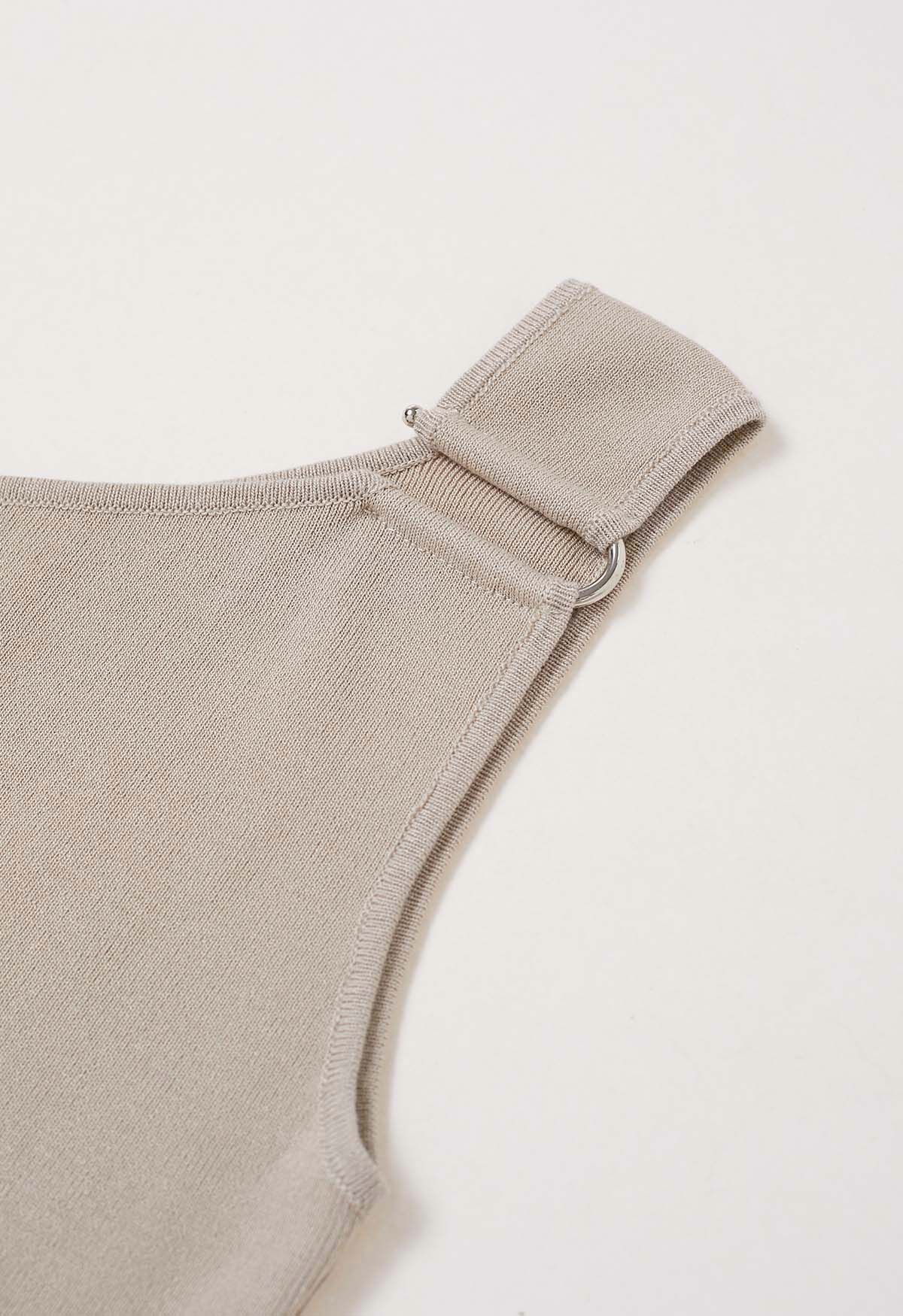 U-förmiges One-Shoulder-Stricktop mit Metalldekor in Taupe