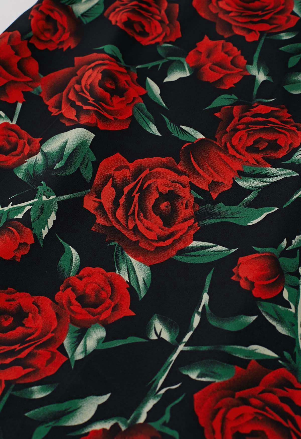 Roter Midirock mit Rosen-Print