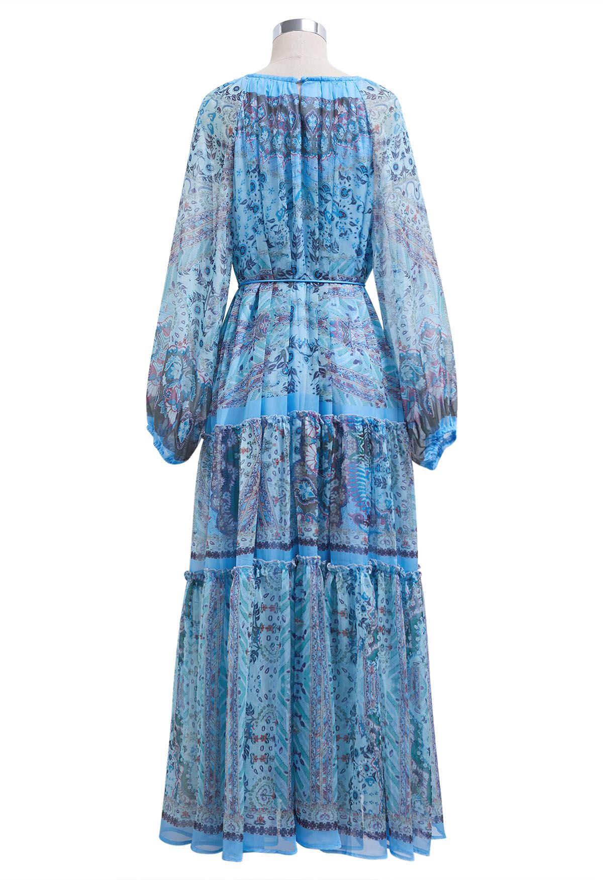 Mystic Garden – Maxikleid mit Puffärmeln und Rüschen in Blau