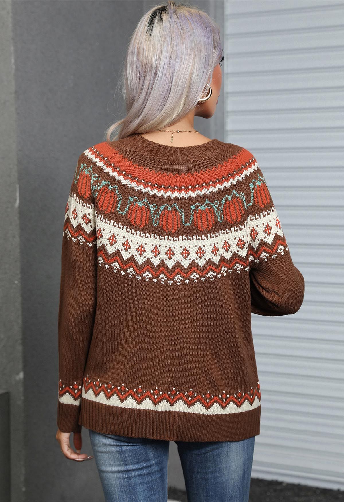 Pumpkin Delight – Langärmliger Strickpullover in Braun