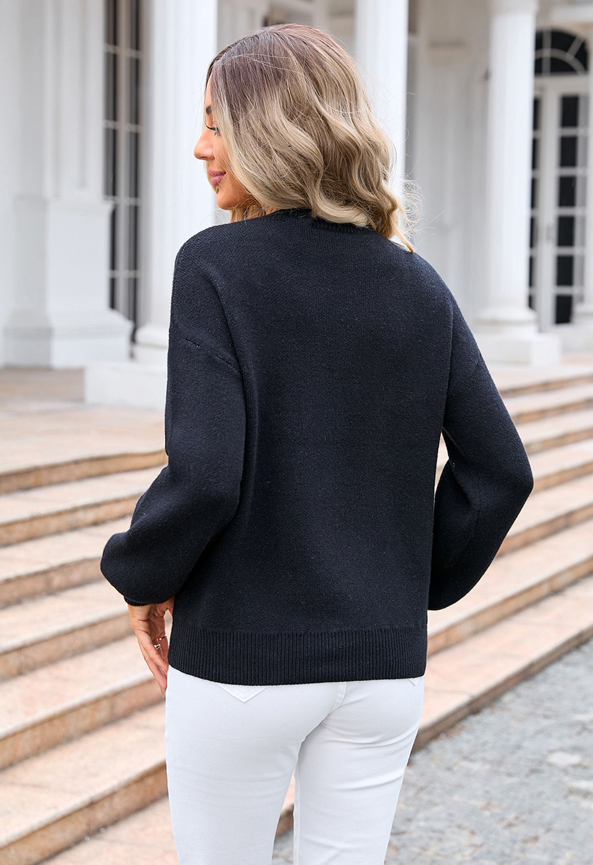 Schwarzer Jacquard-Strickpullover mit Schleifenmuster