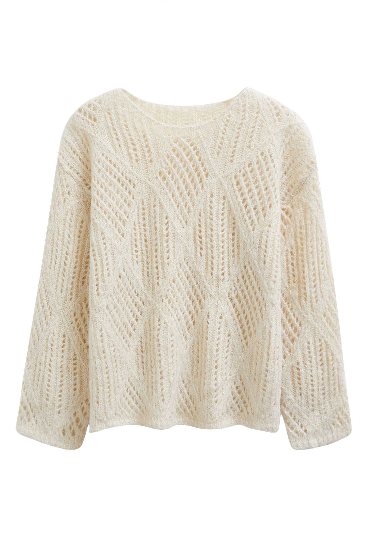 Flauschiger Strickpullover mit Rautenmuster in Creme