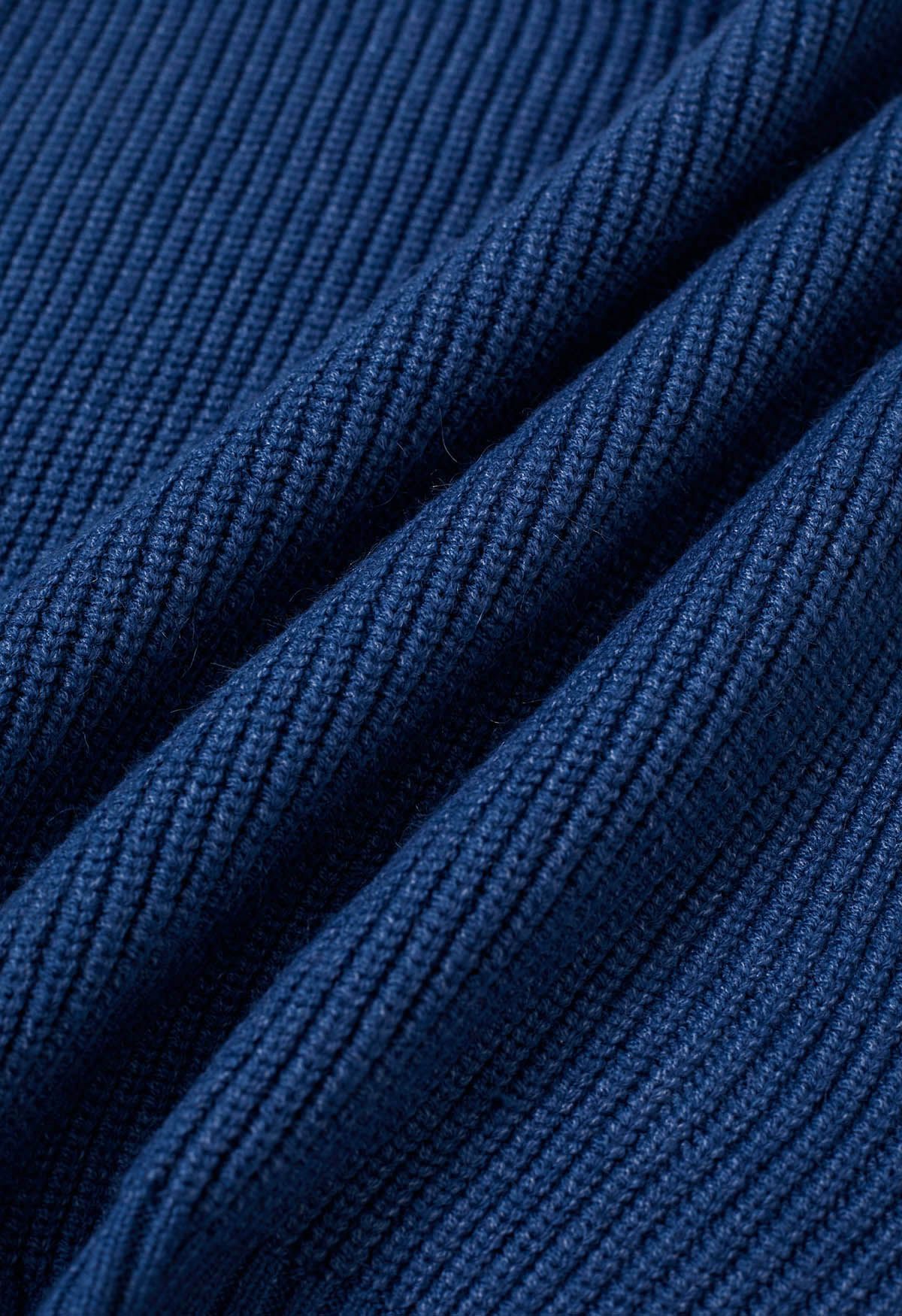 Gerippter Strickpullover mit Bindeband auf der Rückseite in Marine