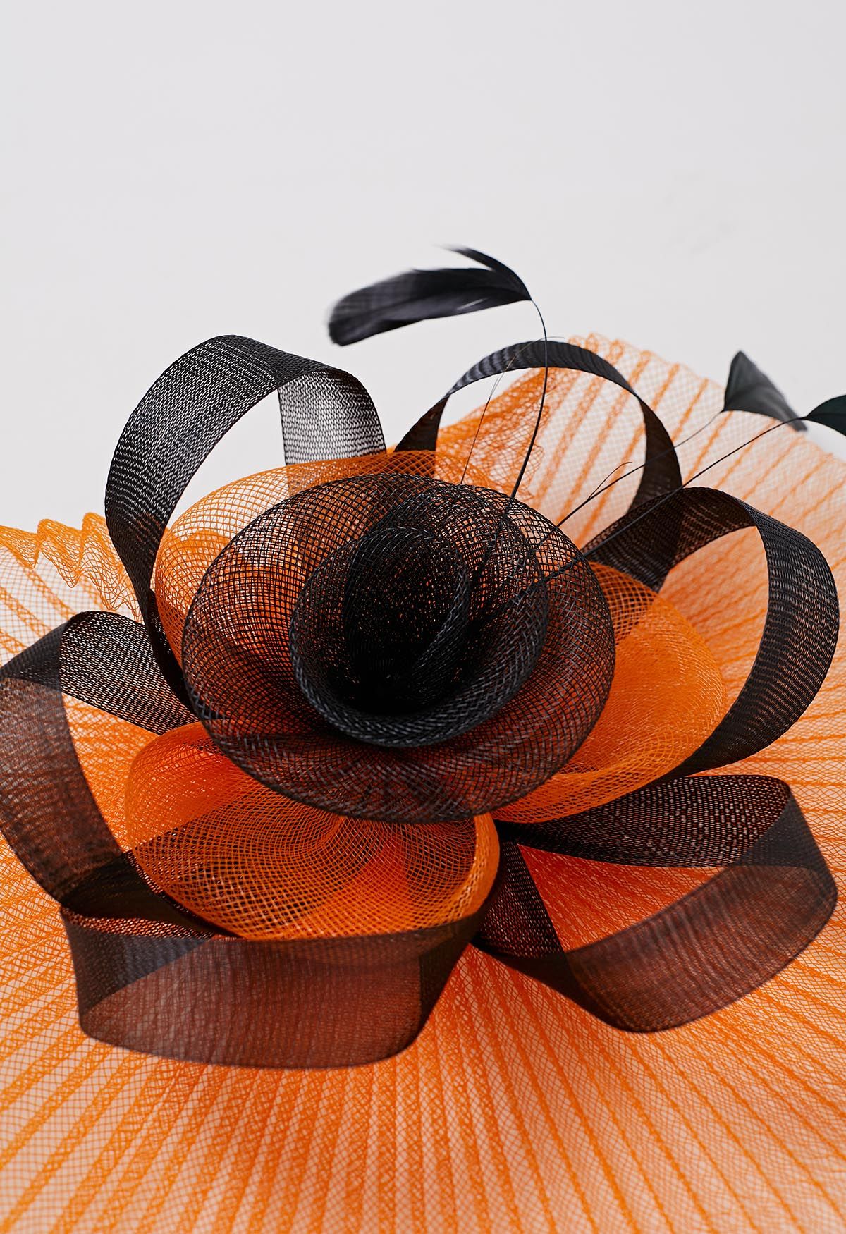 Plissiertes Netz-Blumen-Stirnband mit Haarspange in Orange