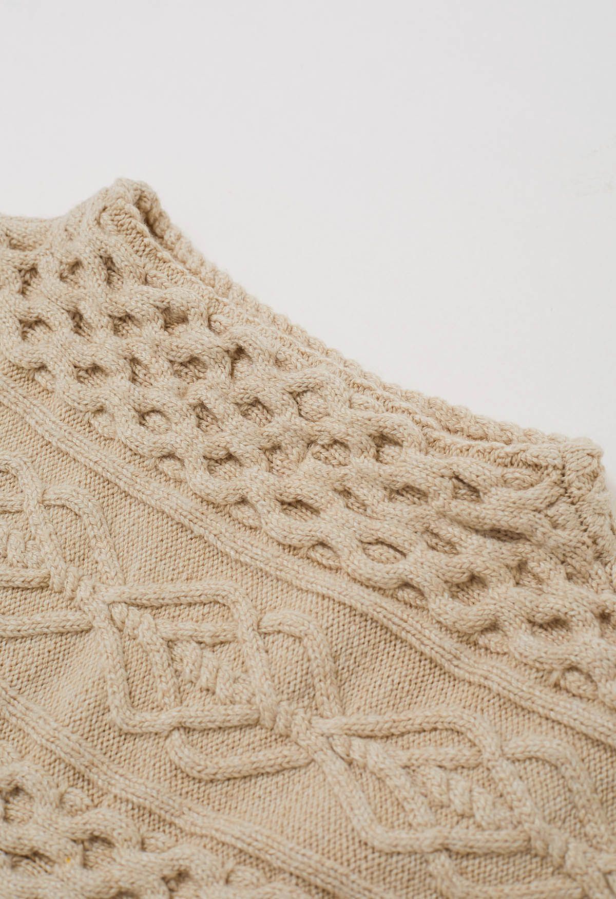 Artisanal Charm – Zopfmuster-Strickkleid mit U-Boot-Ausschnitt