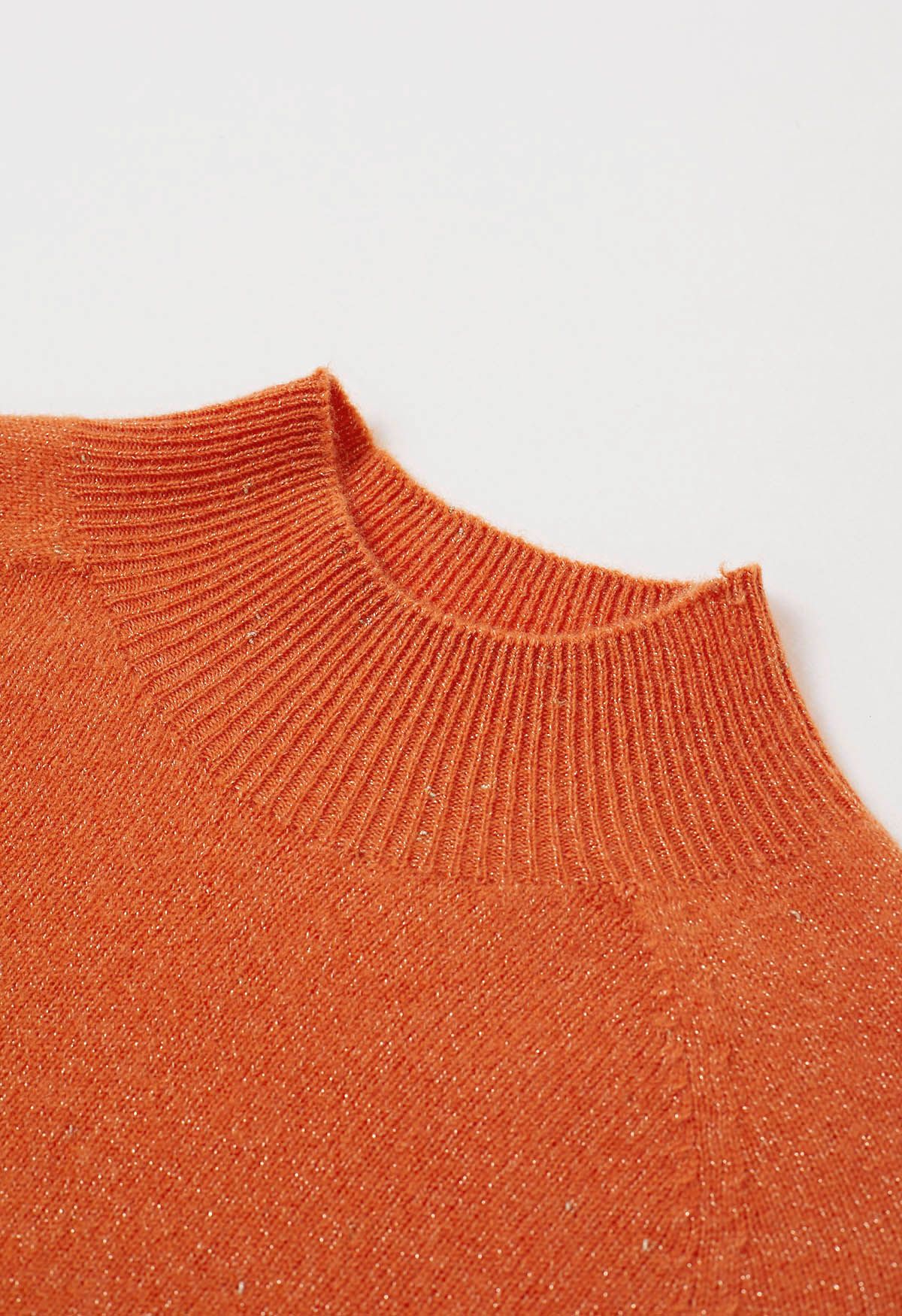 Wollpullover mit Rollkragen und integriertem Metallic-Faden in Orange