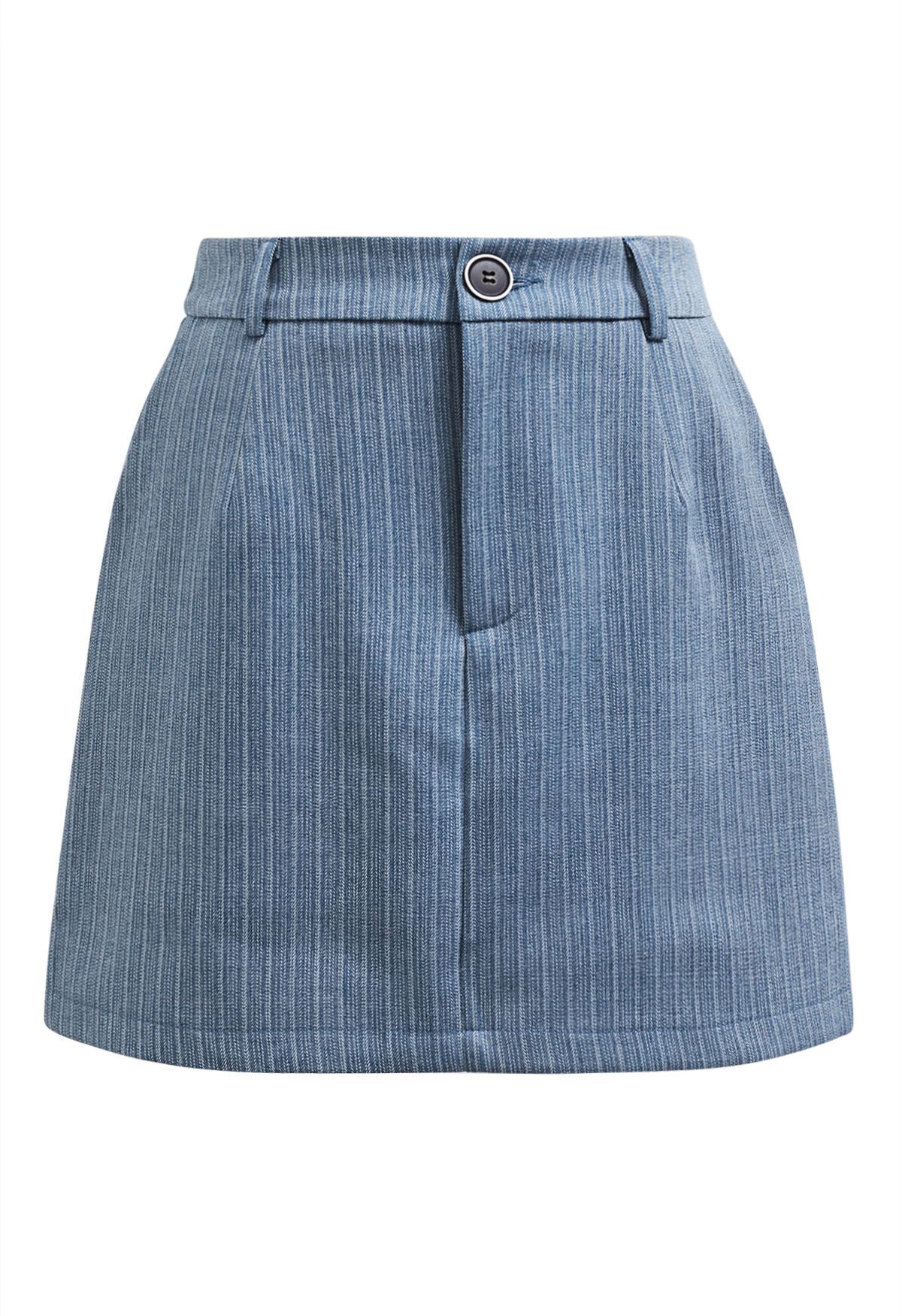 Everlasting – Gestreifter Mini-Skort mit Seitentaschen in Blau