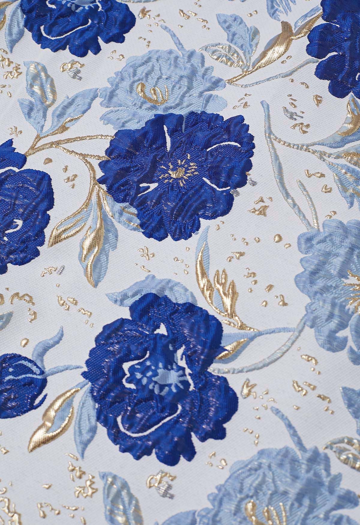 Plissee-Midirock aus Jacquard mit kunstvollem Blumenmuster in Indigoblau