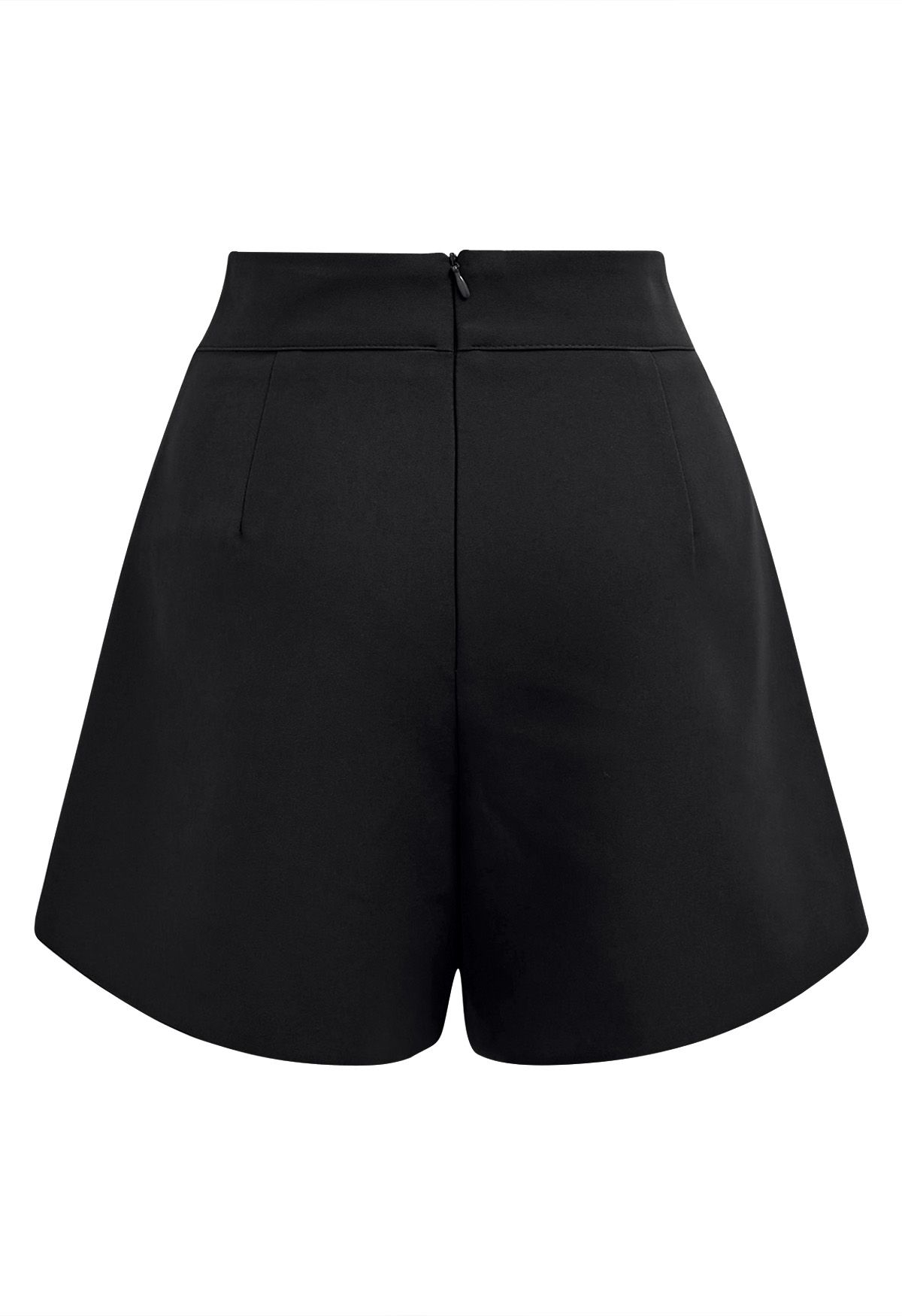 Urban Ease – Schwarze Shorts mit goldener Knopfleiste