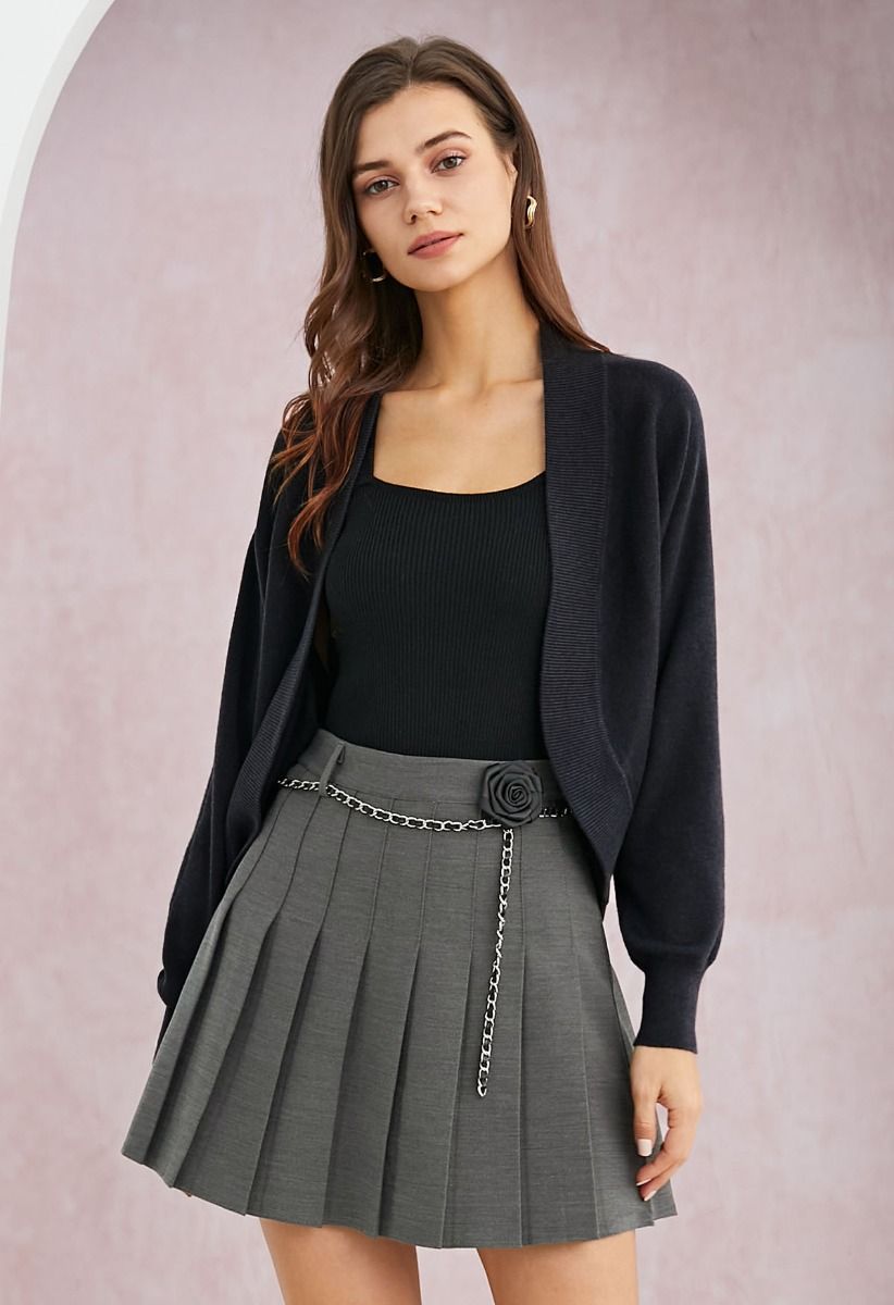 Minimalistischer Cardigan aus Strick mit offener Vorderseite und geripptem Rand in Rauch