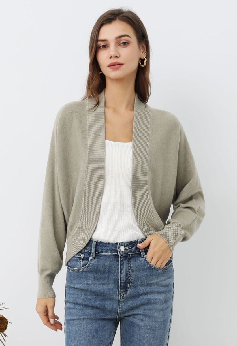 Minimalistischer Cardigan mit offener Vorderseite und geripptem Rand in Khaki