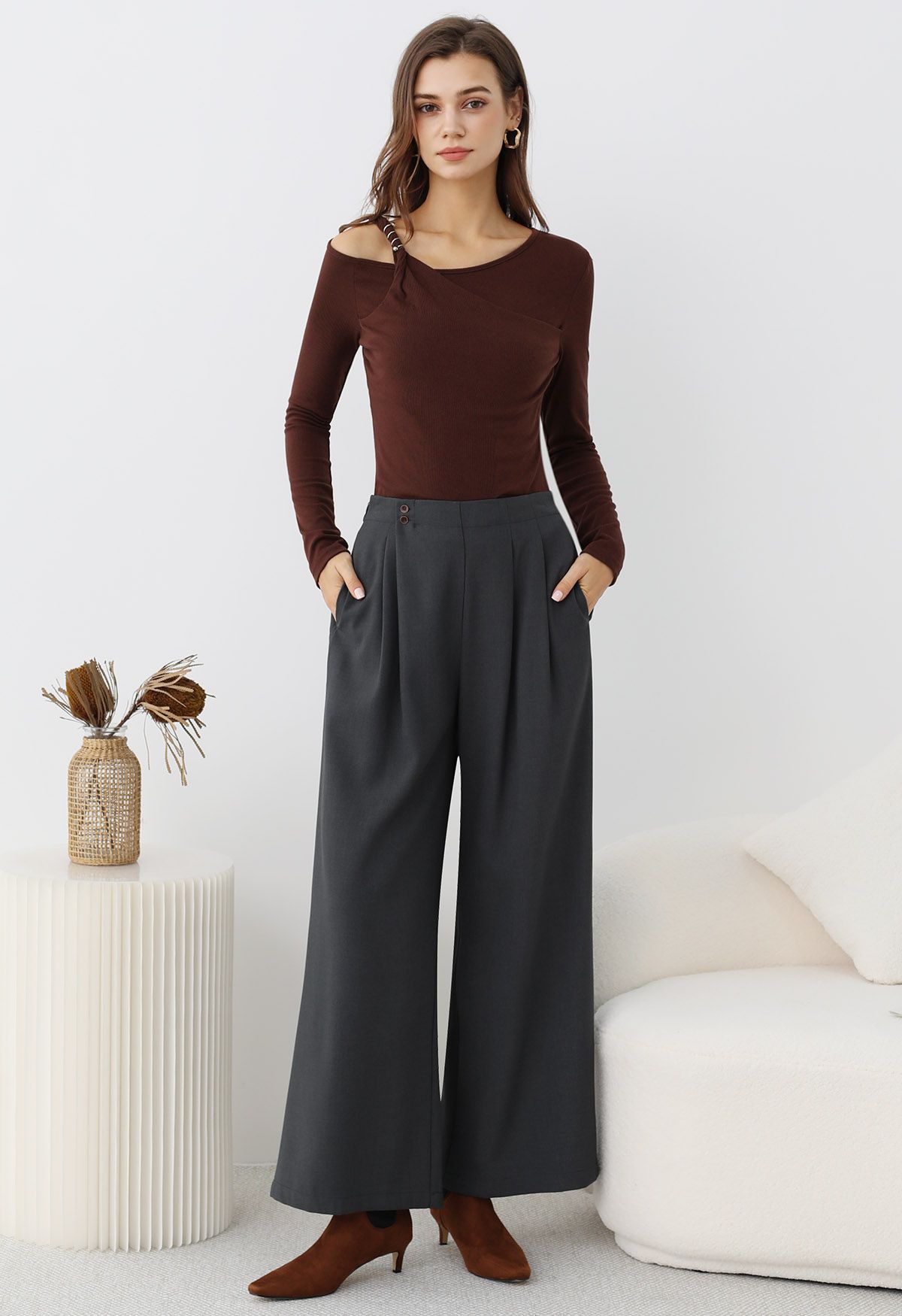 Asymmetrisches One-Shoulder Fake-Zweiteiler-Crop-Top mit Knoten in Burgunderrot