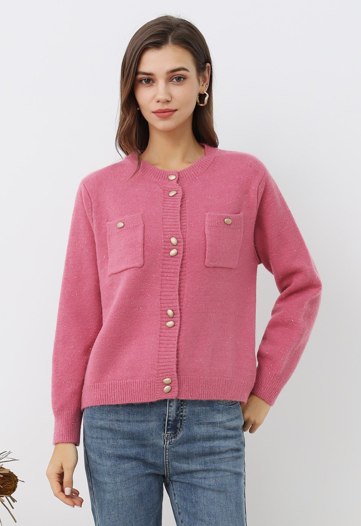 Stylische Strickjacke mit schimmernden Fransen und Knöpfen in Bonbonpink