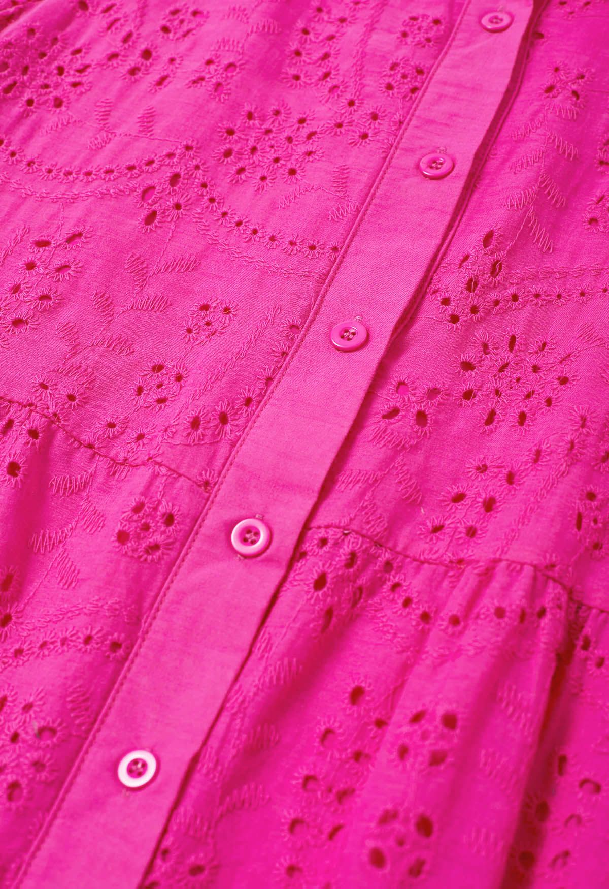 Midikleid mit Knopfleiste, Bindegürtel und zarter Ösenstickerei in Pink