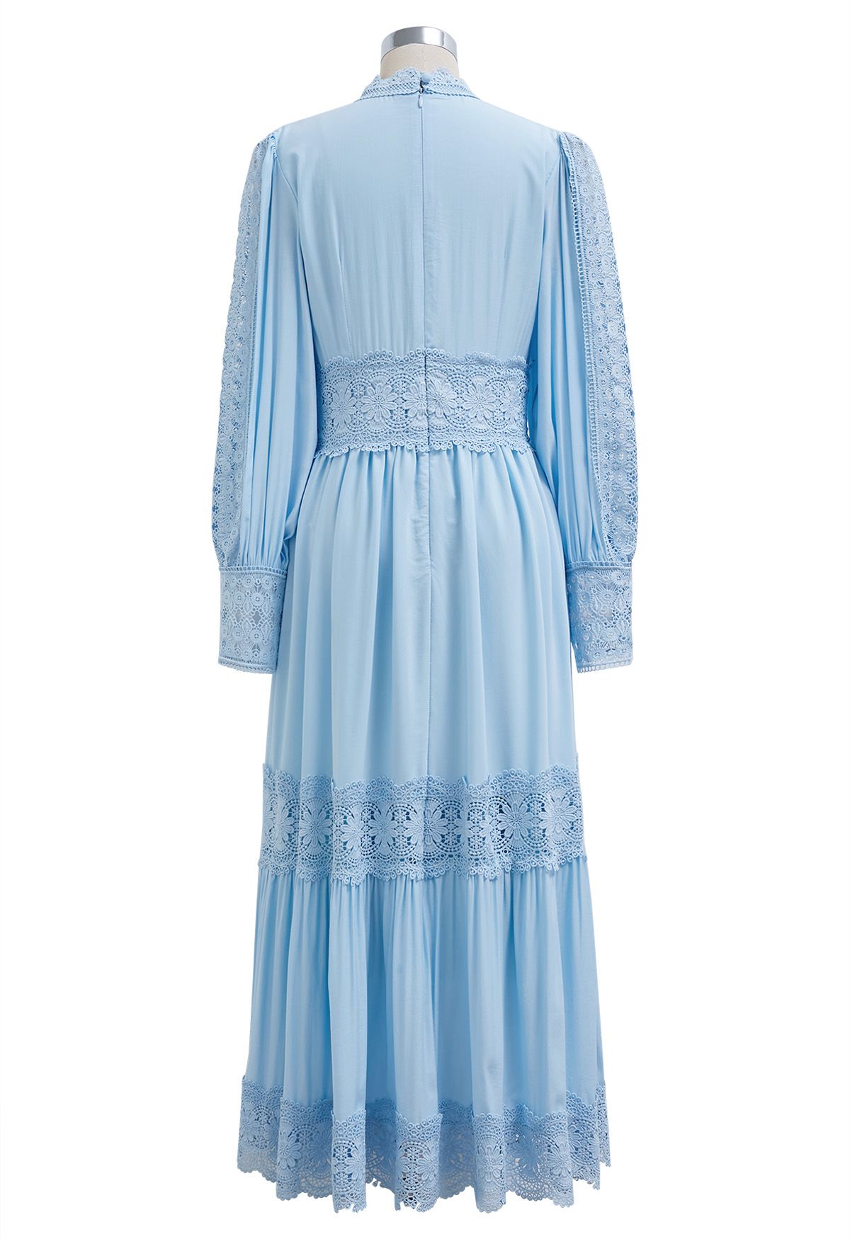 Viktorianisches, elegantes Maxikleid mit Cutwork-Spitze in Babyblau