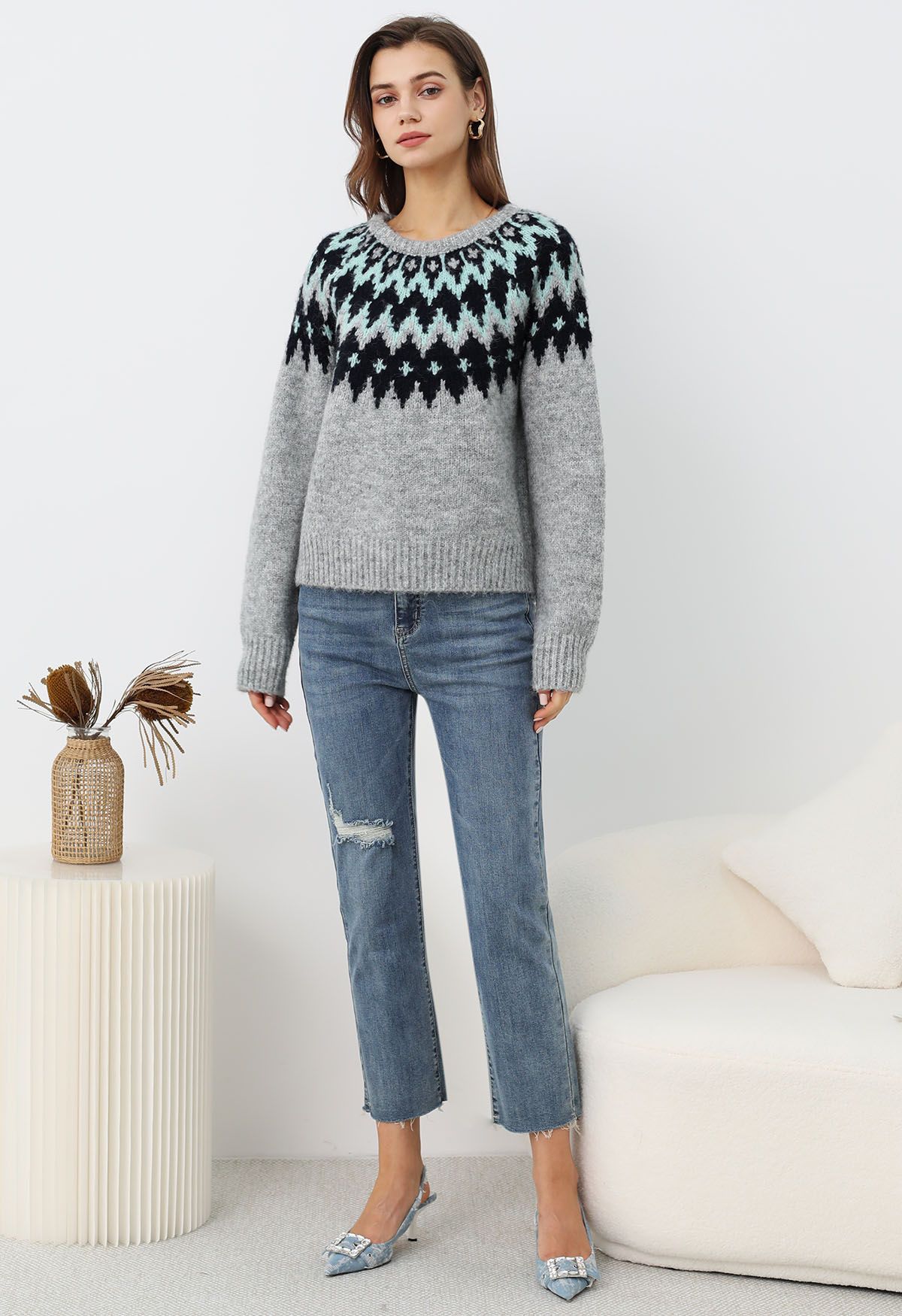 Winter Whimsy – Gerippter Fair-Isle-Strickpullover in Grau