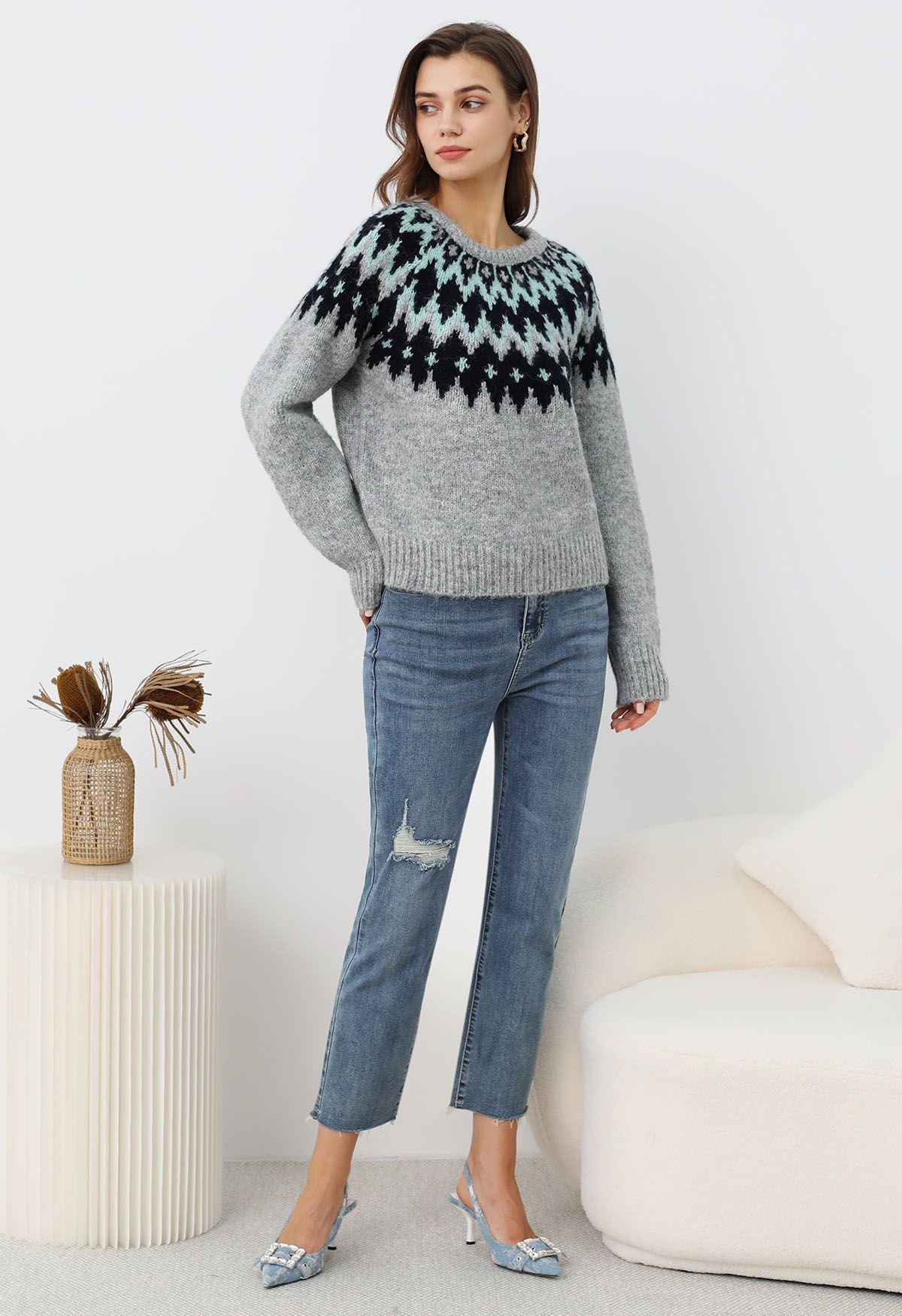 Winter Whimsy – Gerippter Fair-Isle-Strickpullover in Grau