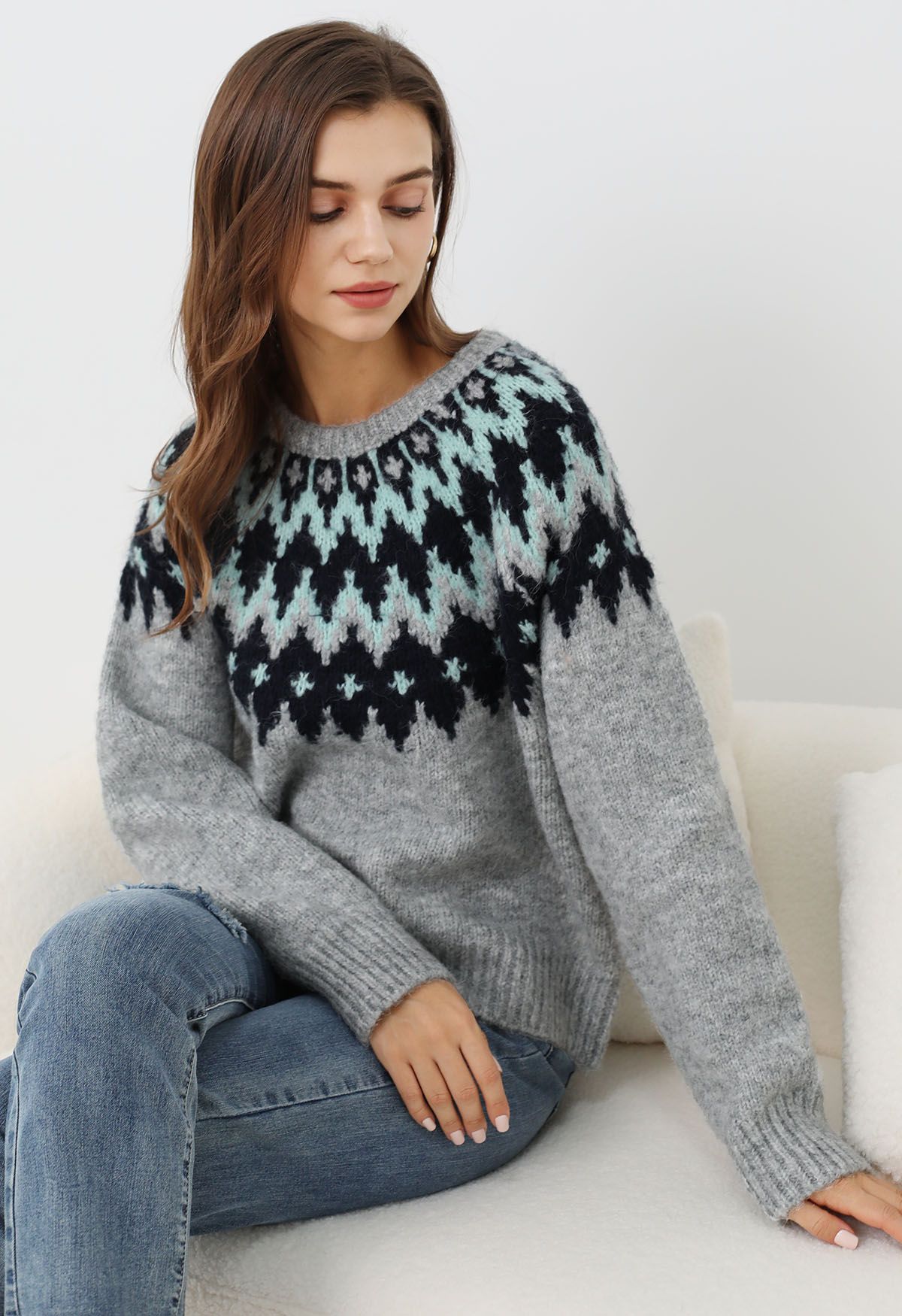 Winter Whimsy – Gerippter Fair-Isle-Strickpullover in Grau