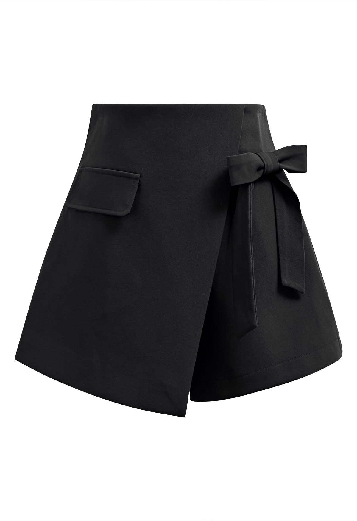 Statement-Mini-Skorts mit Schleife und Klappe in Schwarz