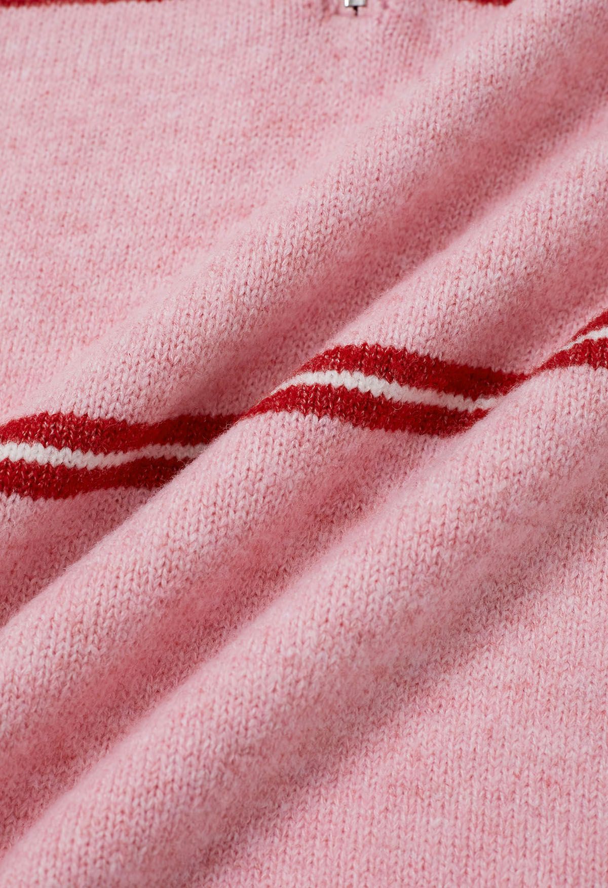 Sportlicher Strickpullover mit Streifen und halbem Reißverschlusskragen in Rosa