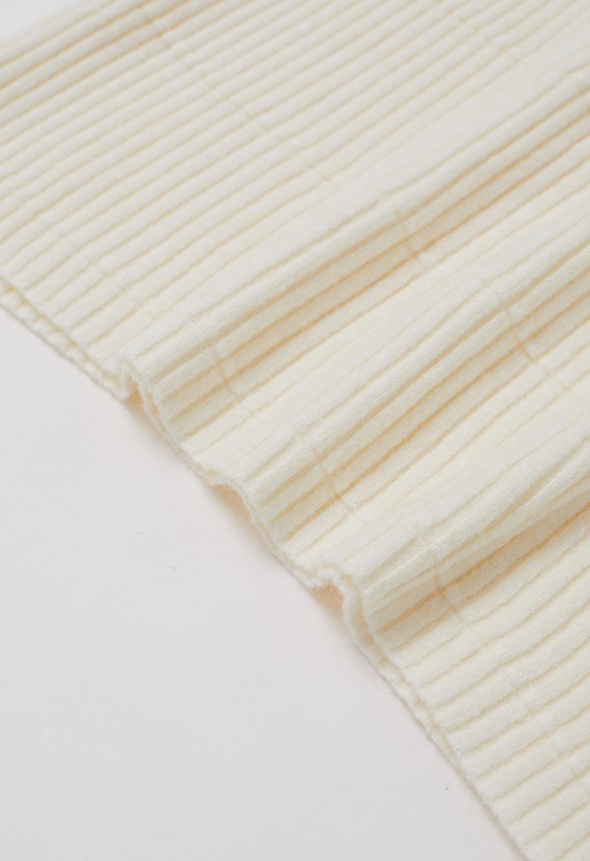 Softness – Rollkragen-Strickoberteil mit gerippter Struktur in Creme