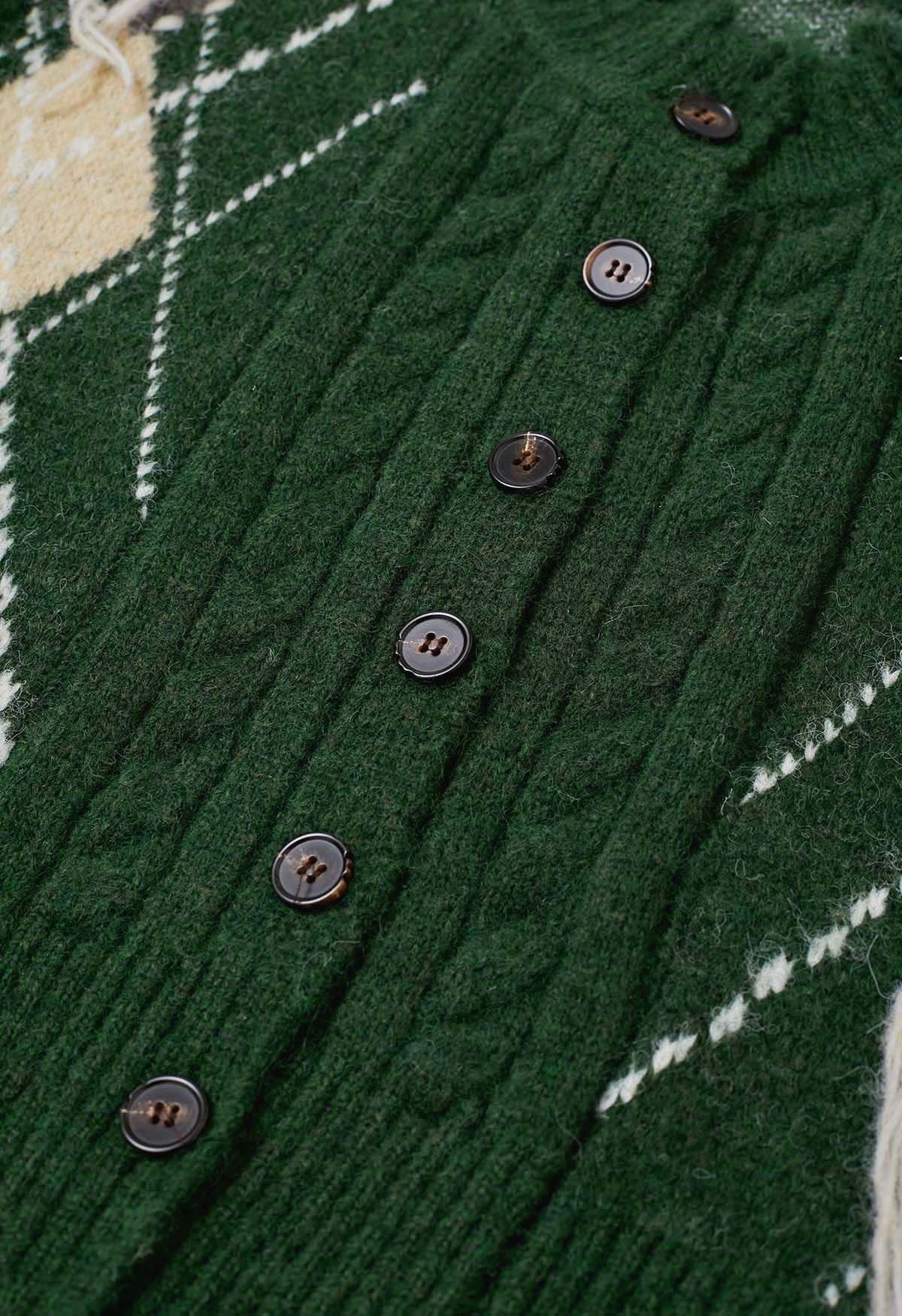 Kurzer Cardigan mit Argyle-Muster und ausgefransten Kanten und Knöpfen in Dunkelgrün