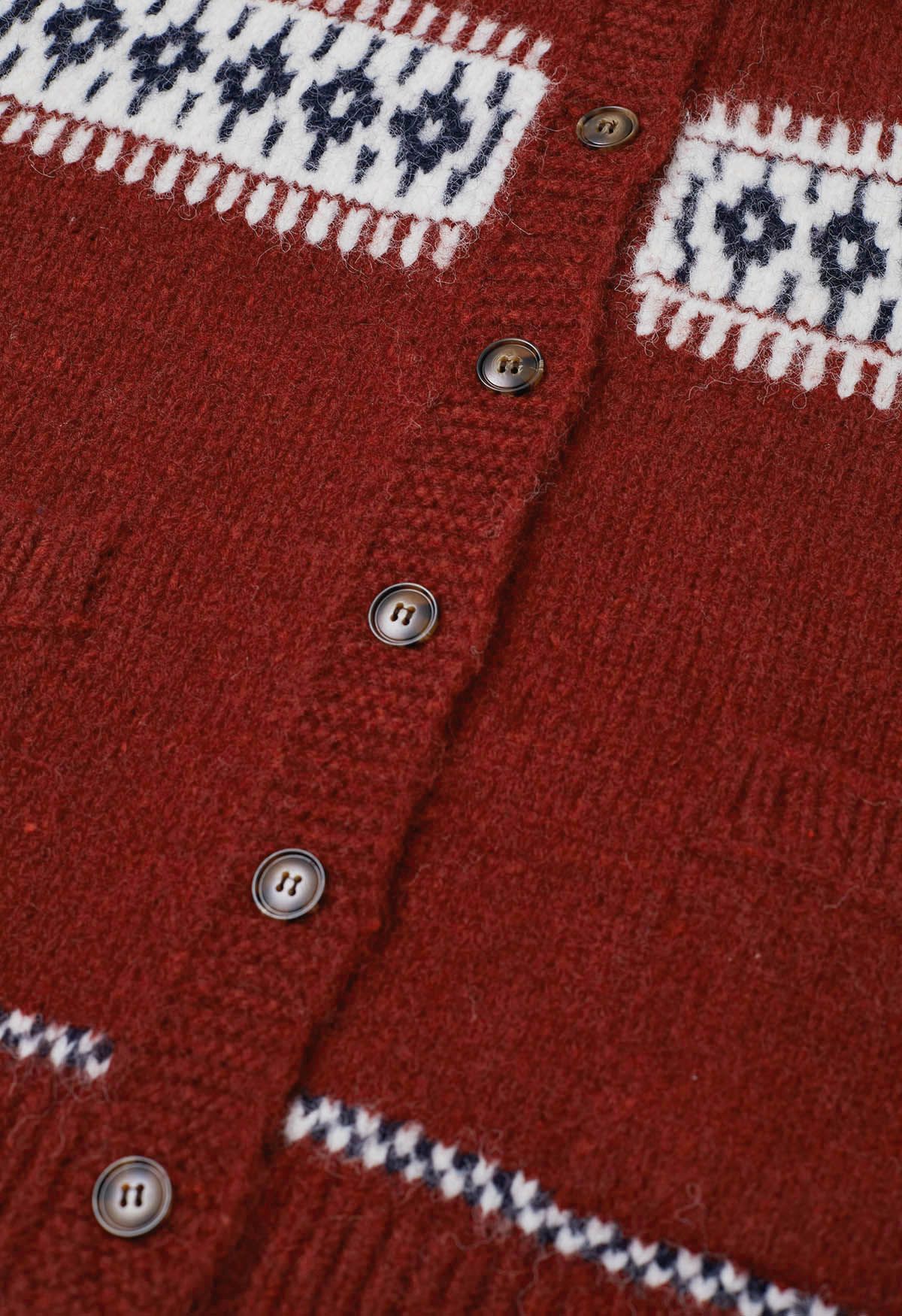 Kontrastierender Fair-Isle-Strickcardigan mit Knopfleiste und Kapuze in Rot