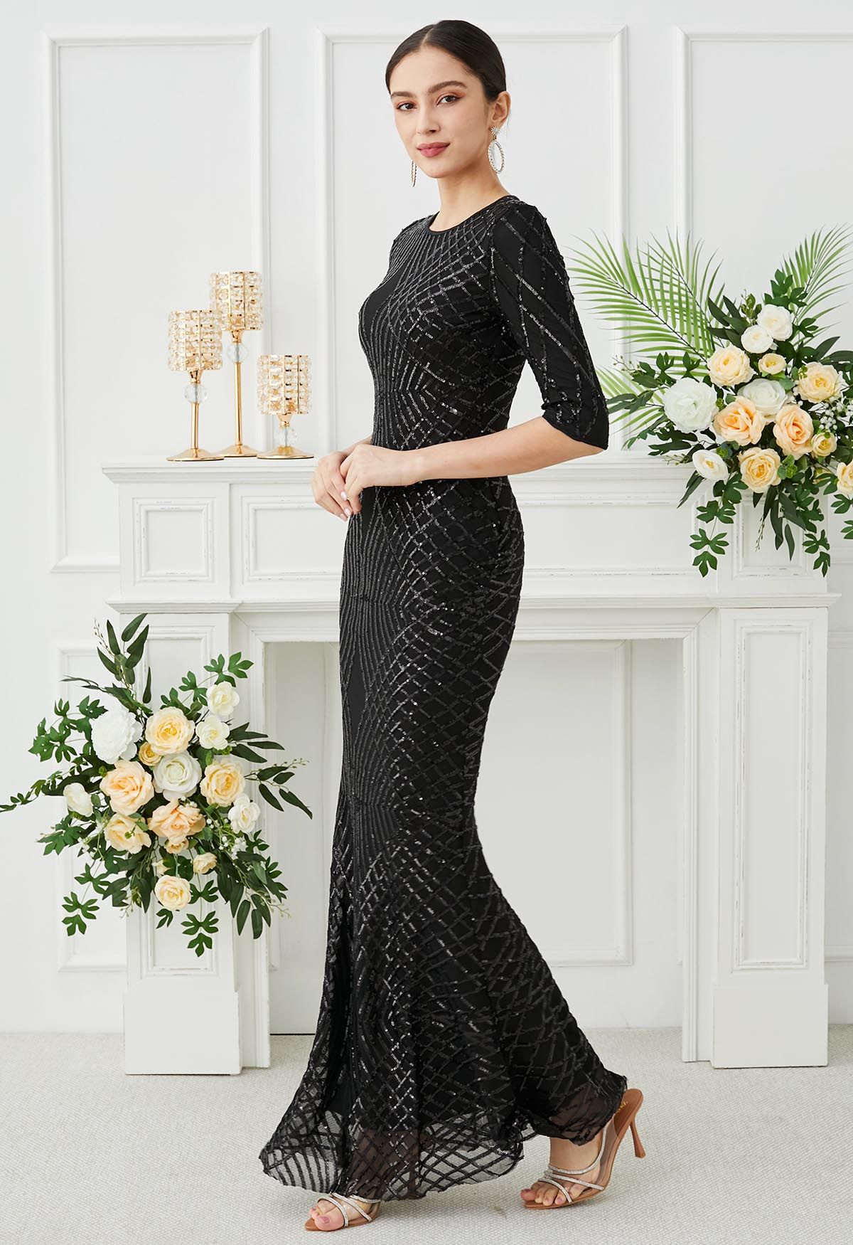 Opulentes Meerjungfrauenkleid mit geometrischen Pailletten in Schwarz