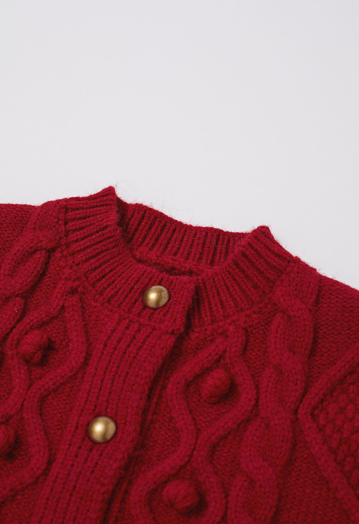 Euphoric – Kurzer Cardigan aus Waffelstrick mit Pom-Pom-Muster in Rot