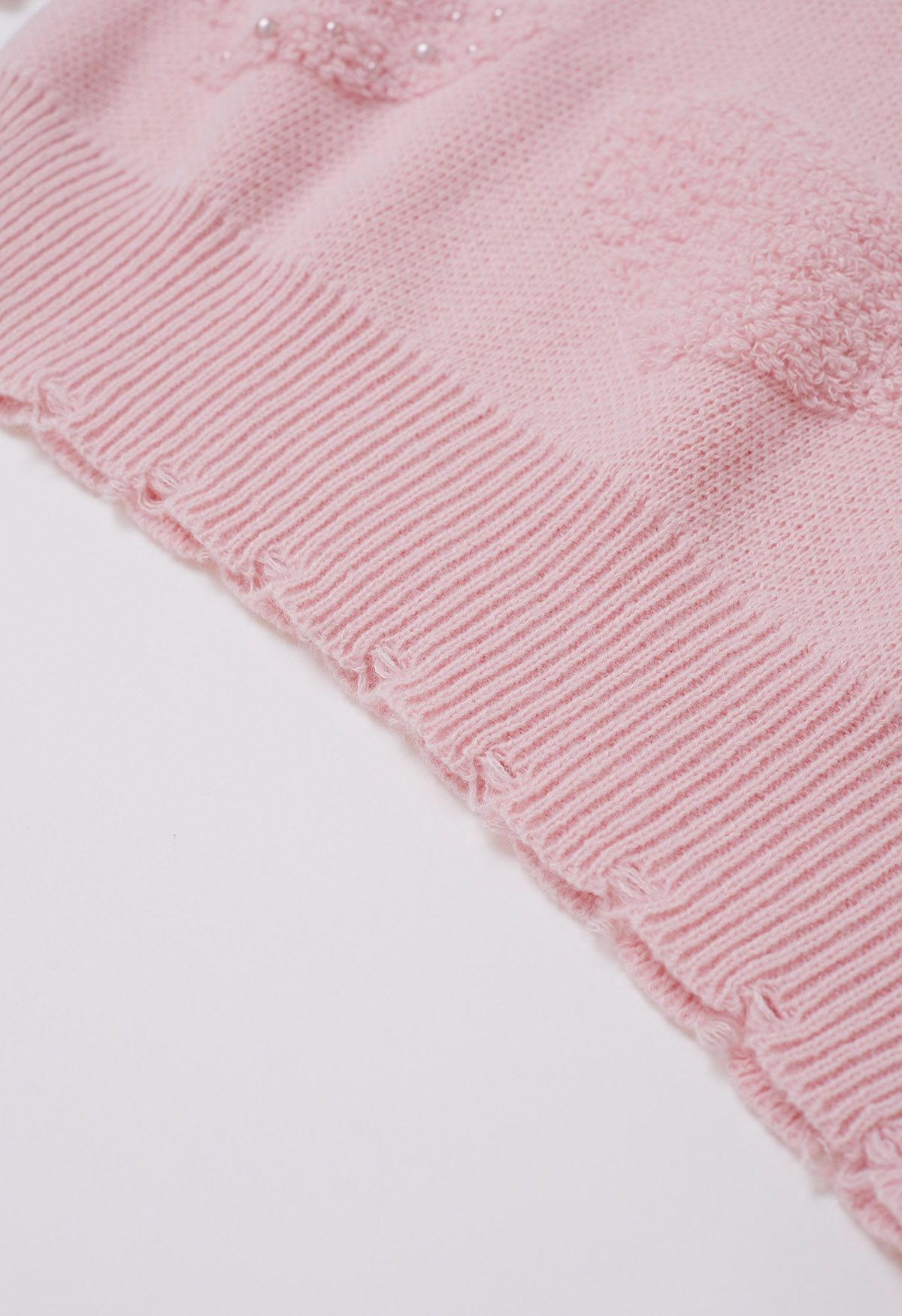 Übergroßer Jacquard-Strickpullover mit Perlenbesatz und Herzen in Rosa