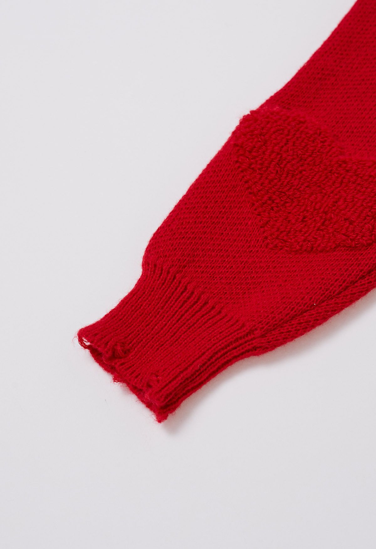 Übergroßer Jacquard-Strickpullover mit Perlenbesatz und Herzen in Rot