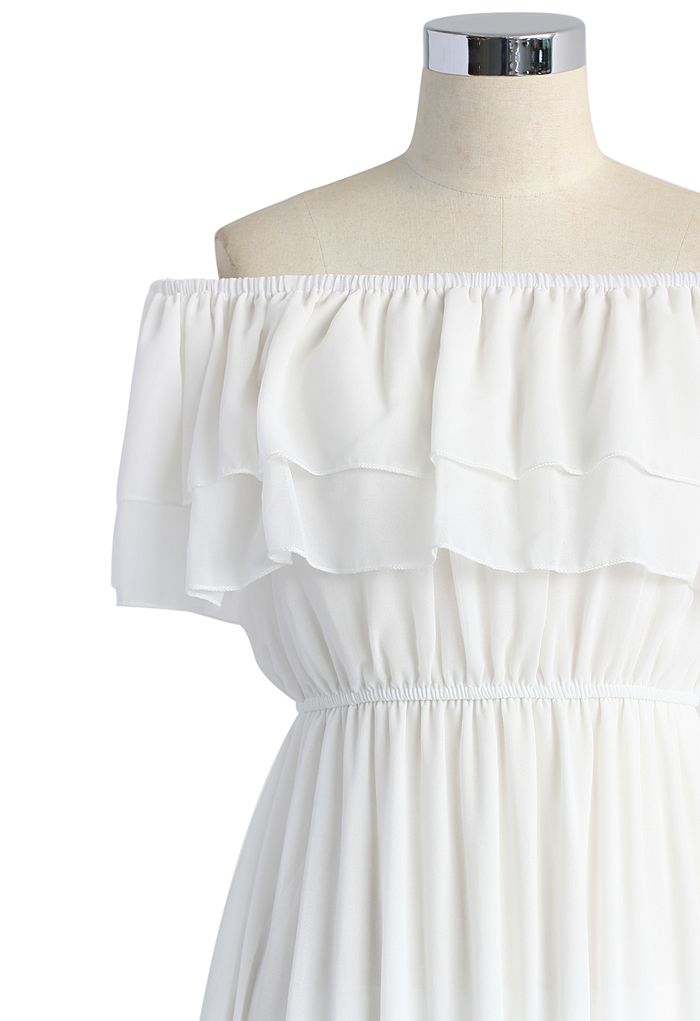 Herrlich gekräuseltes schulterfreies Maxi-Kleid in Weiß