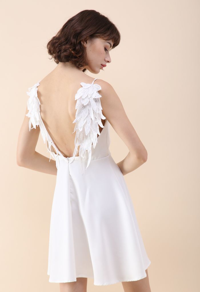 Angel Wings - Weißes Hemdkleid