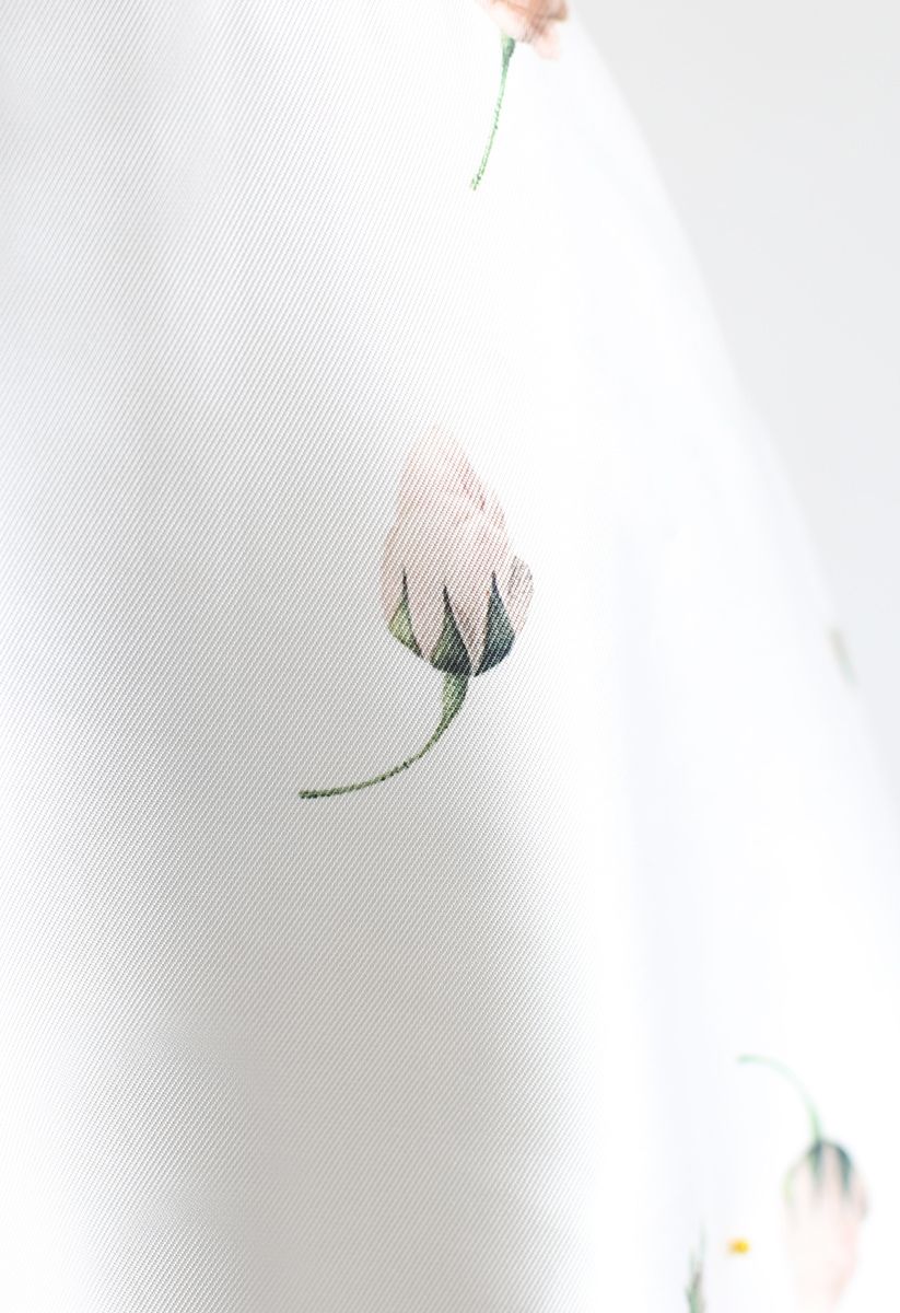 Gefallene Rose – Bedruckter Maxirock in Weiß