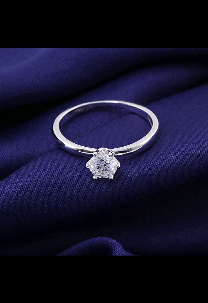 Einfachheit Moissanite Diamond Round Ring