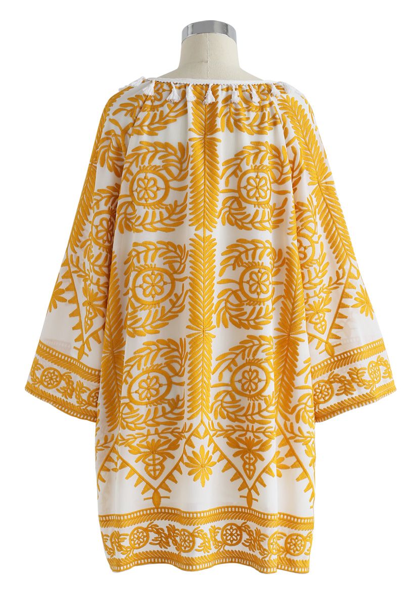 Tippen Sie auf die Skyline Boho Embroidered Dress in gelb