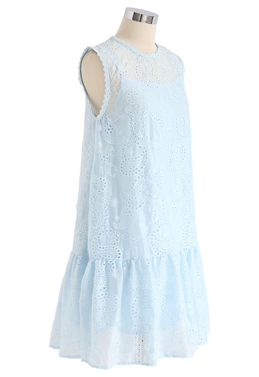 Windy Day - Besticktes ärmelloses Kleid in Blau